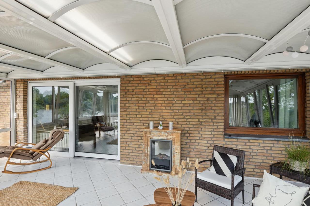 Charysma - Chillout-Loft, Wintergarten, E-Kamin, Massage-Sessel, Schlafzimmer Mit Smart-Tv, 2 Parkplaetze Hamelin Esterno foto